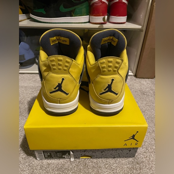Air Jordan 4 Retro Lightning - Picture 7 of 14